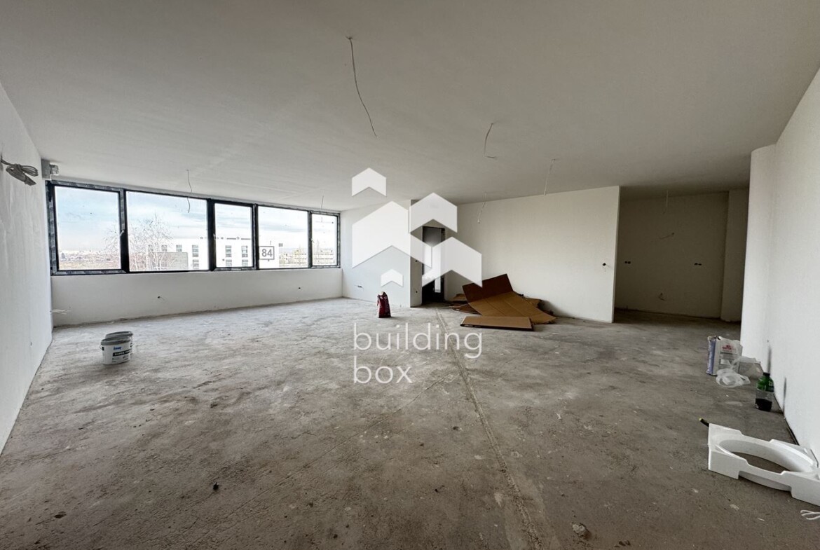 171м2 Тристаен апартамент в кв. Дружба 1 за 307 000 Е - 0