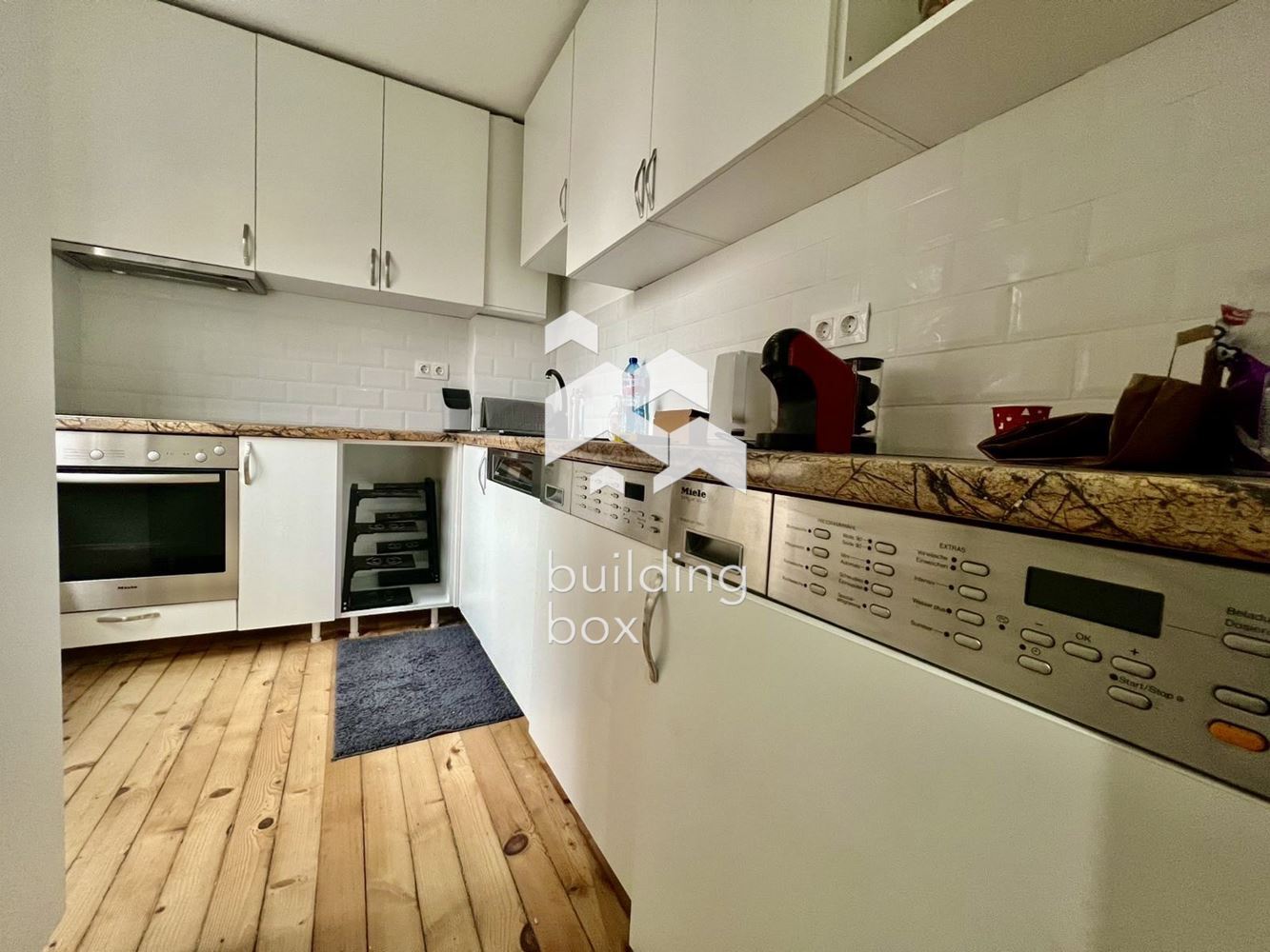 Тристаен апартамент в Център - 0