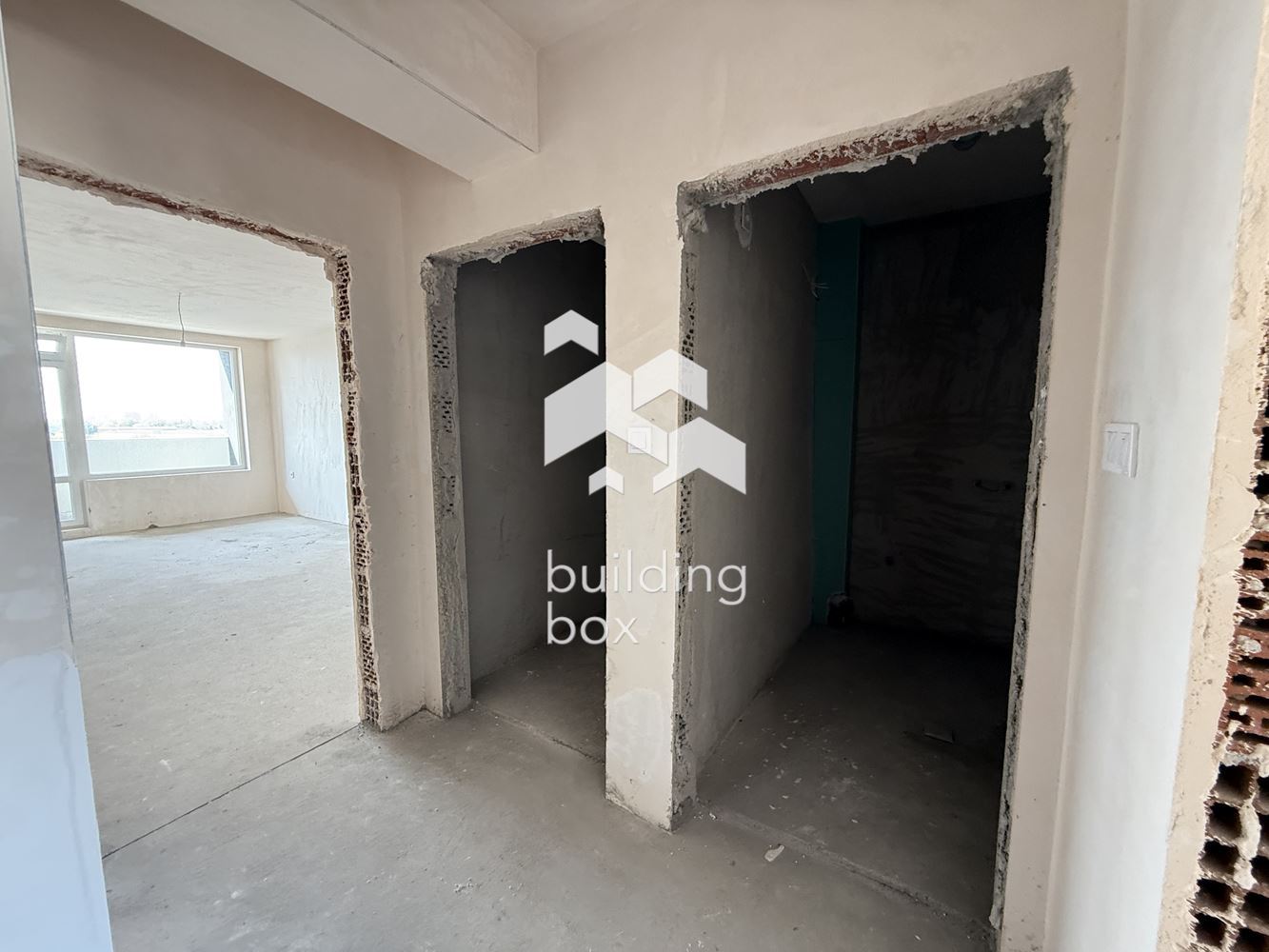 Обзаведен Тристаен апартамент - кв. "Тракия" - 0