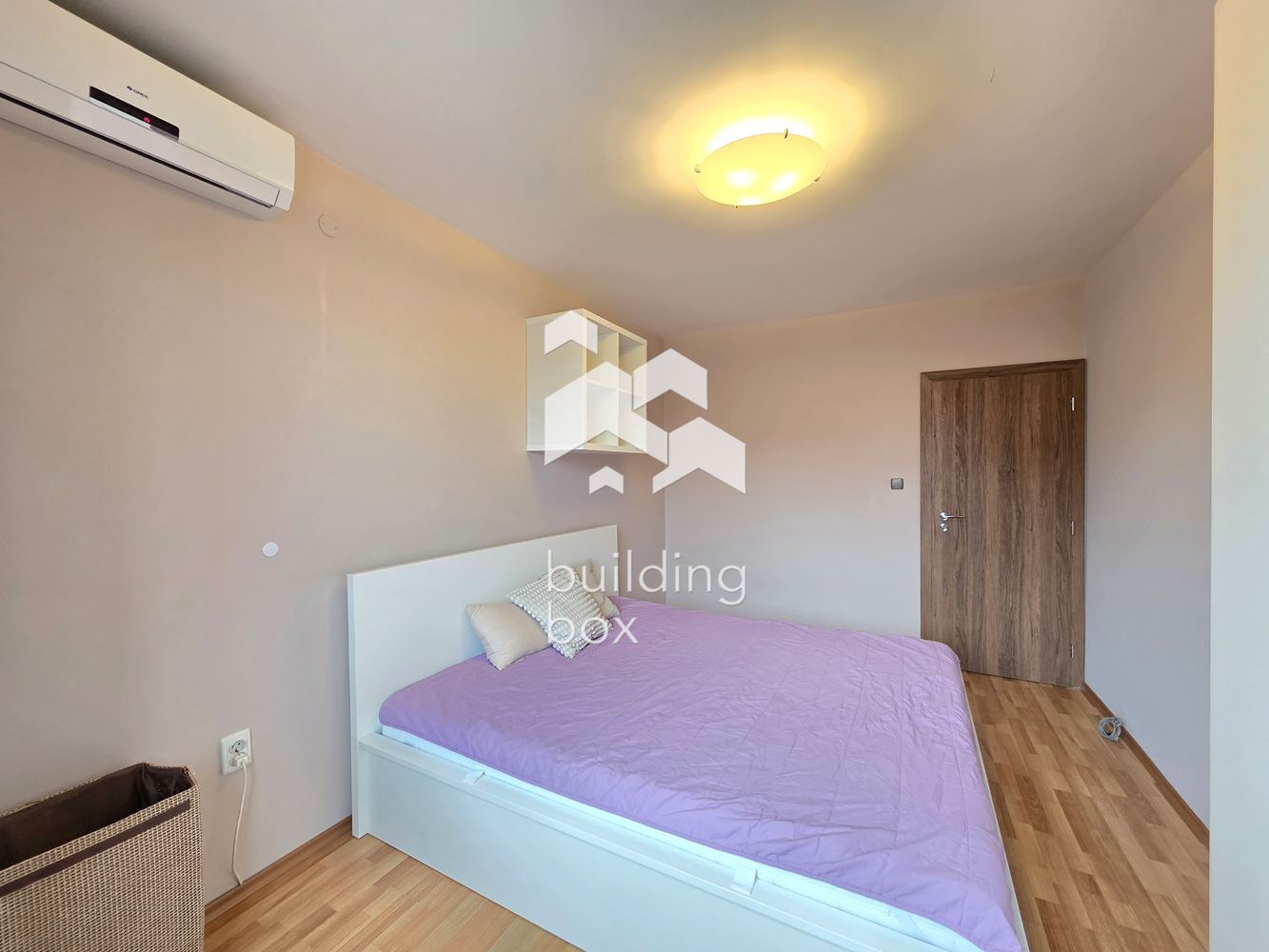 Обзаведен двустаен апартамент - кв. Витоша - 0