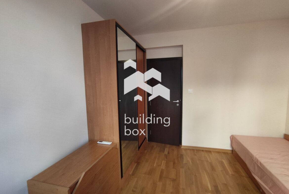 Четиристаен апартамент на изключително атрактивна локация - 0