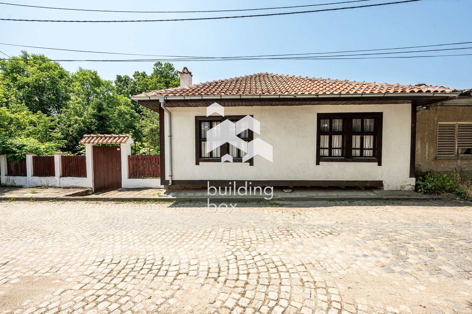 Двуетажна къща - гр. Калофер - 0