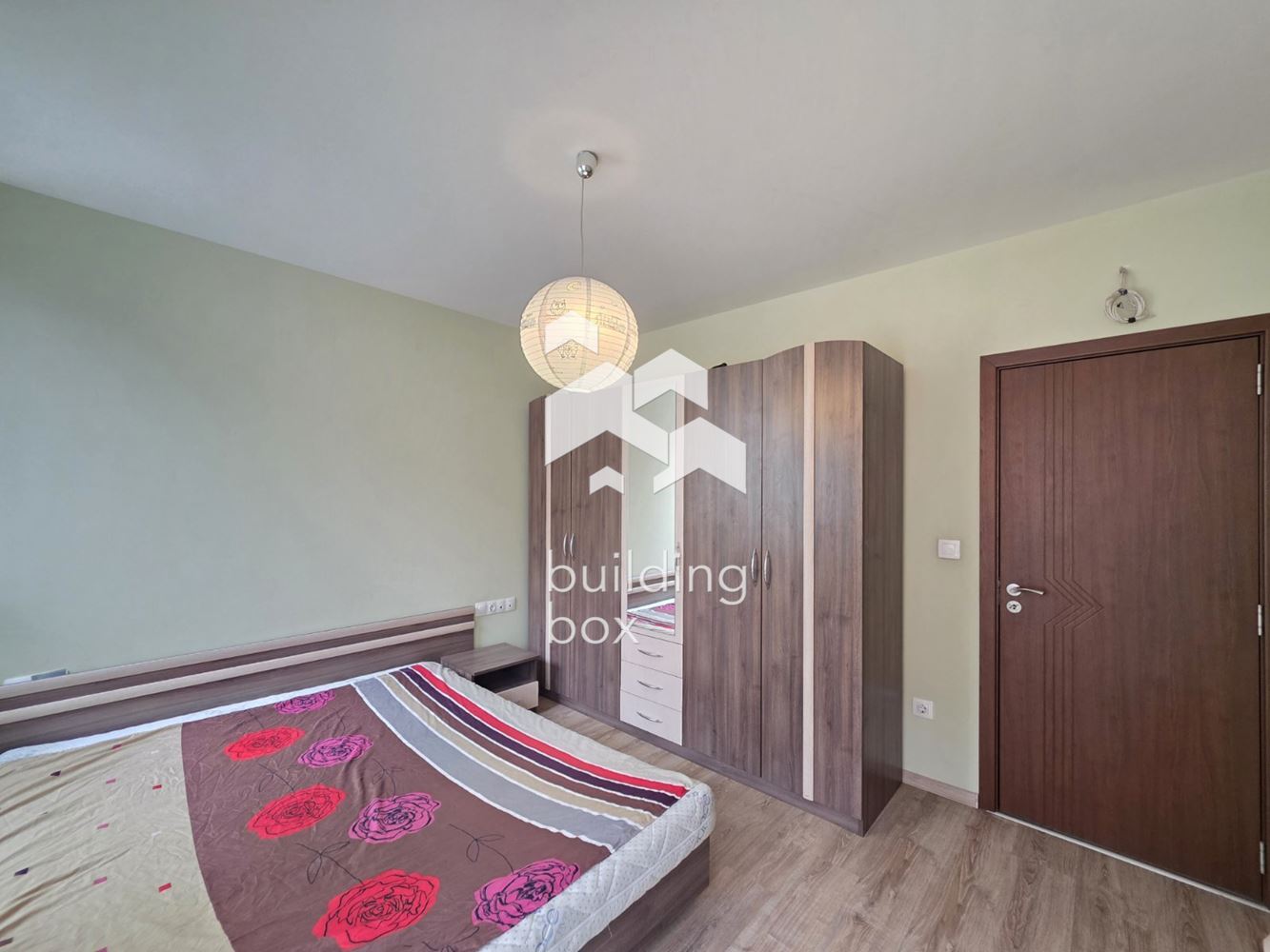 Двустаен апартамент в Гео Милев - 0