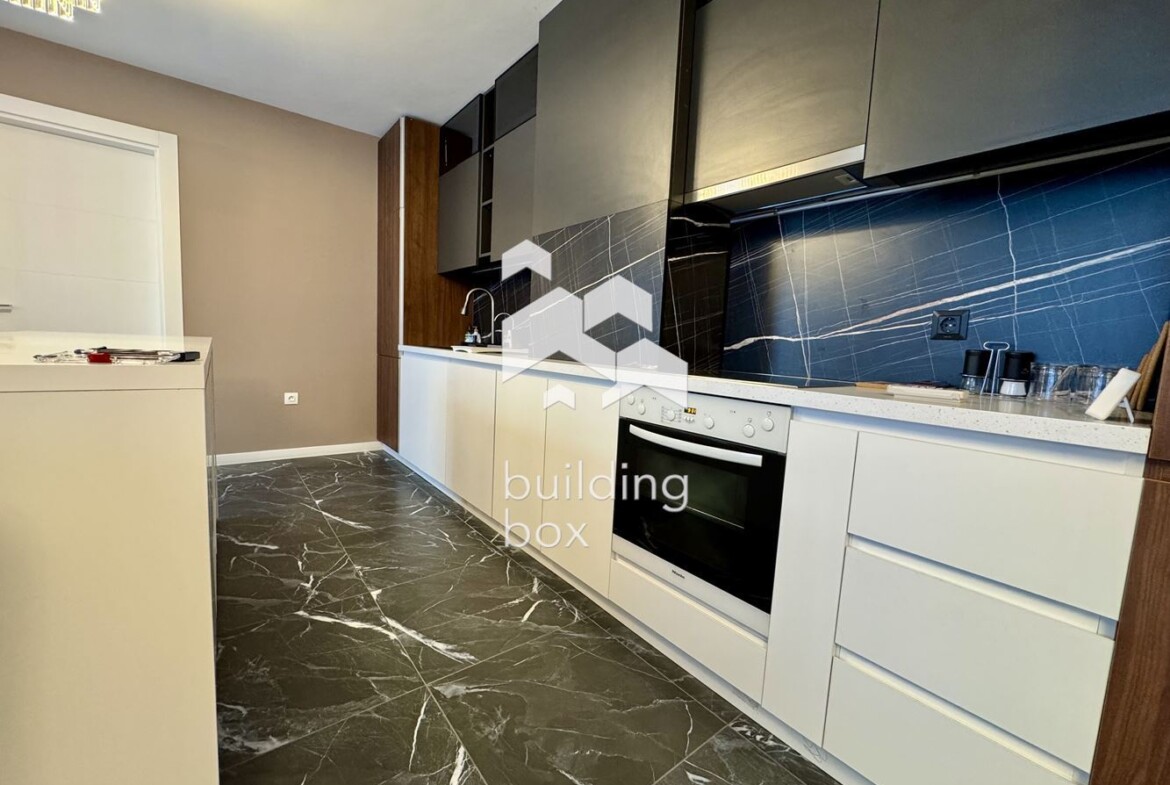 Чисто нов апартамент на бул. Черни Връх - 0