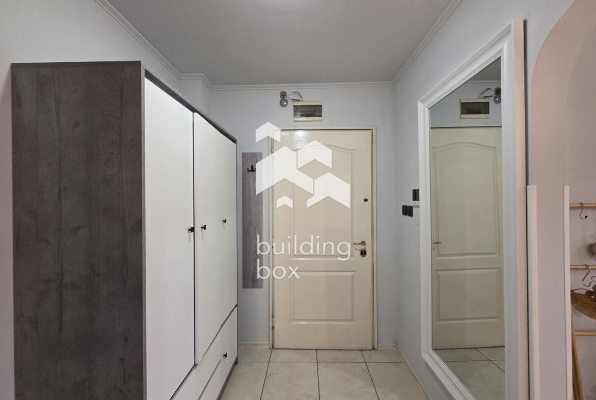 Тристаен апартамент в Лозенец - 0