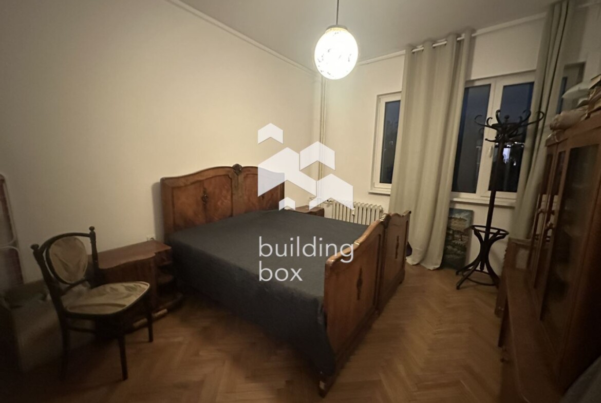 Тристаен апартамент на една от най - престижните локации - 0