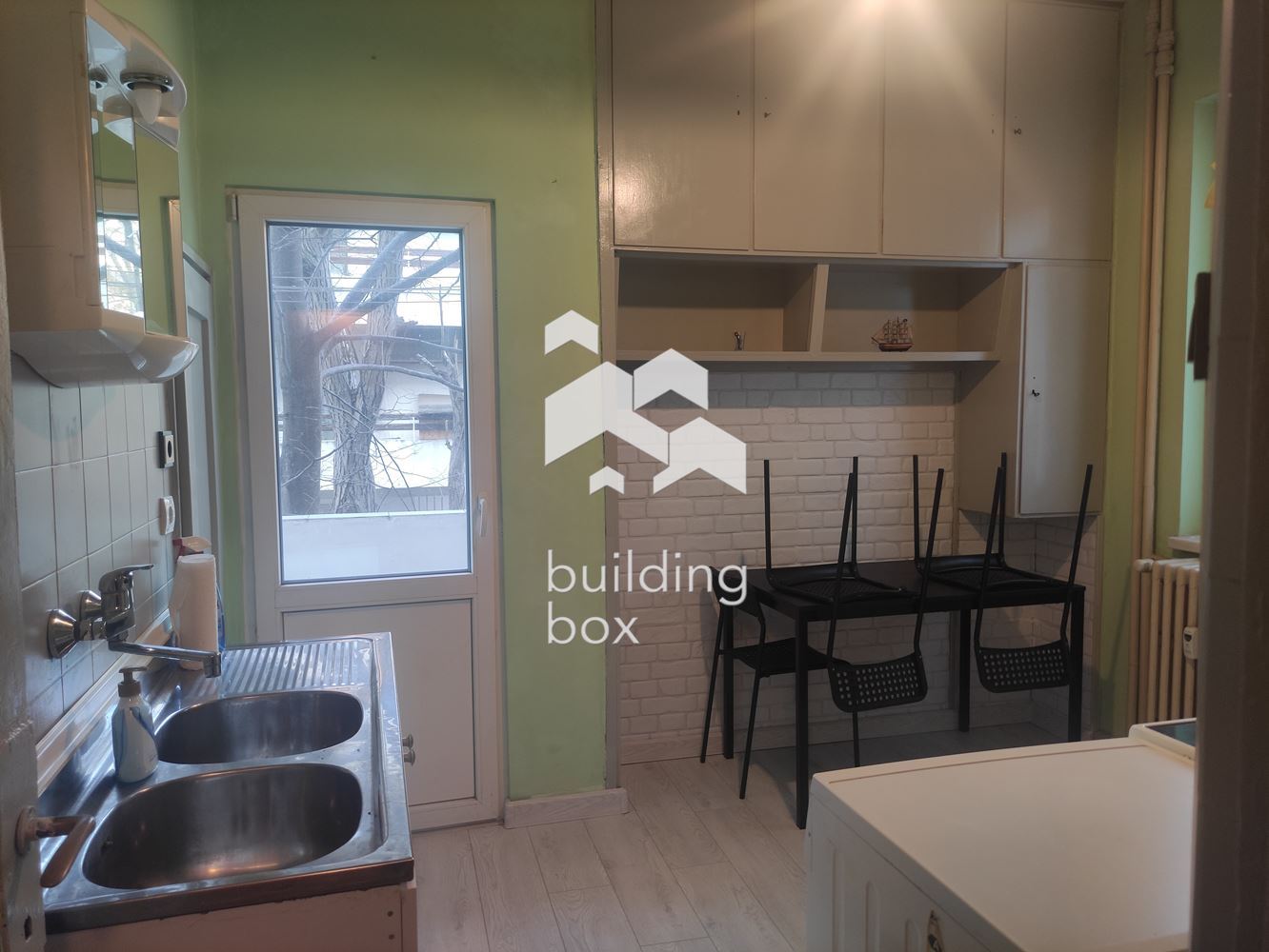 Двустаен апартамент до НДК - 0