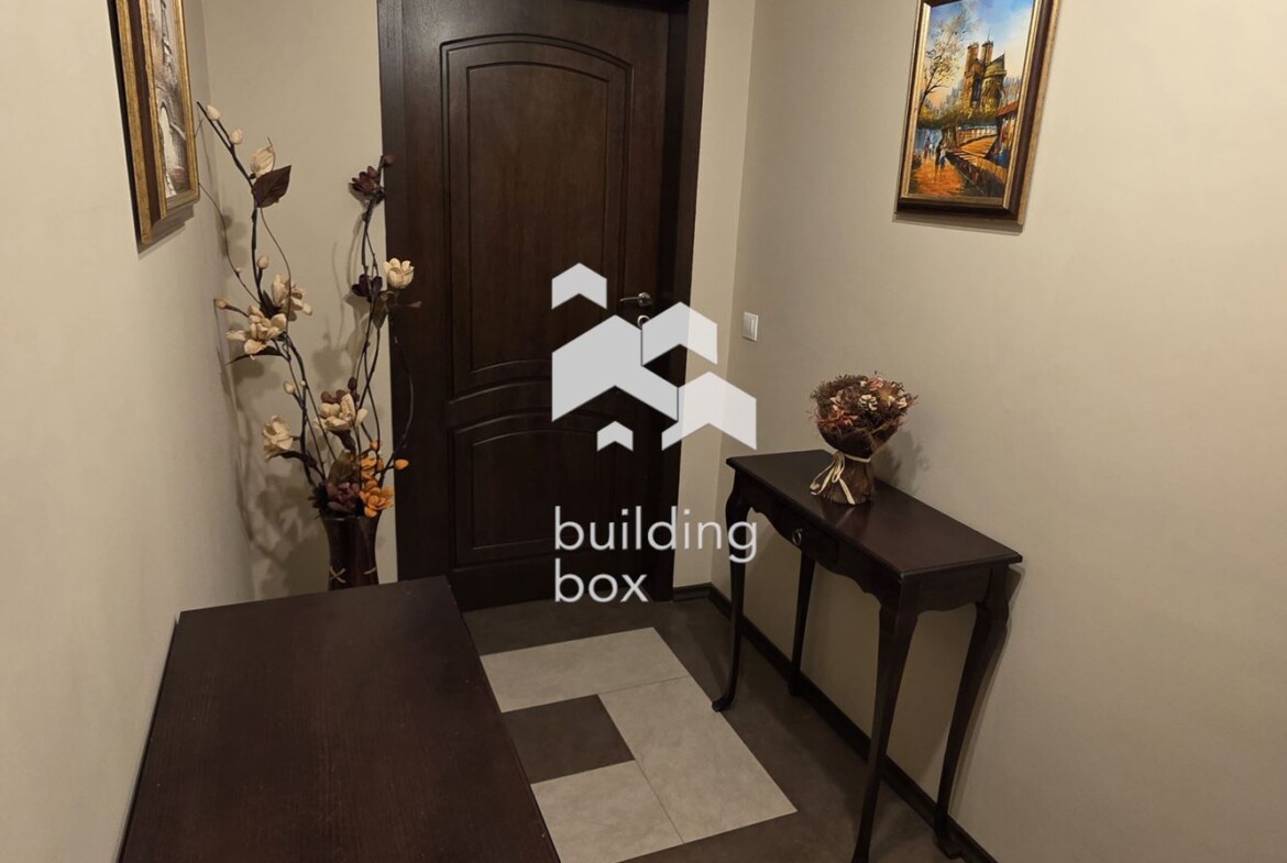 Тристаен апартамент под наем в Овча Купел - 0