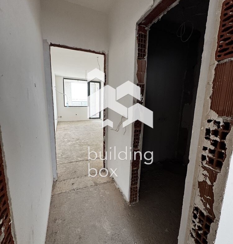 171м2 Тристаен апартамент в кв. Дружба 1 за 307 000 Е - 0