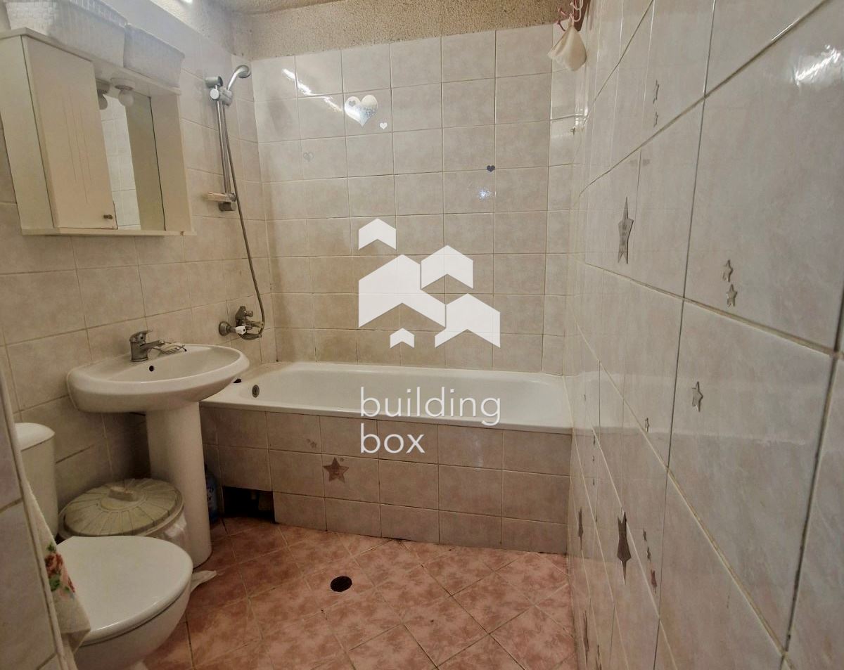 Двустаен с отделна кухня в Обеля 2 - 0