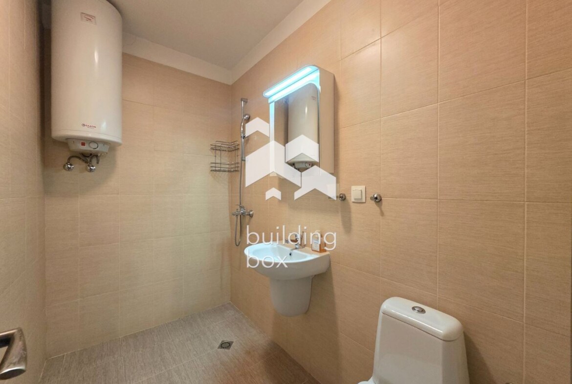 Двустаен апартамент в Гео Милев - 0