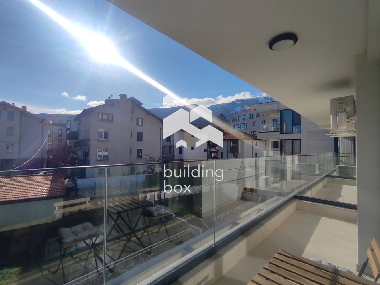 Изключително просторен и модерен тристаен апартамент в кв. Драгалевци - 0