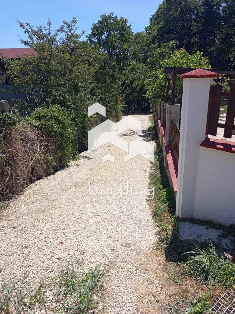 Продавам парцел в кв. Аспарухово, обл. Варна - 0