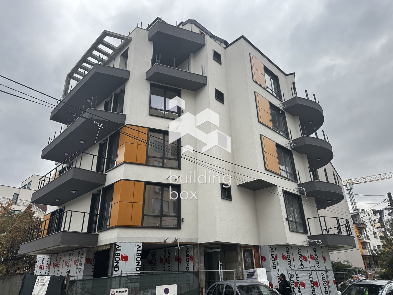 Тристаен апартамент – кв. Люлин Център