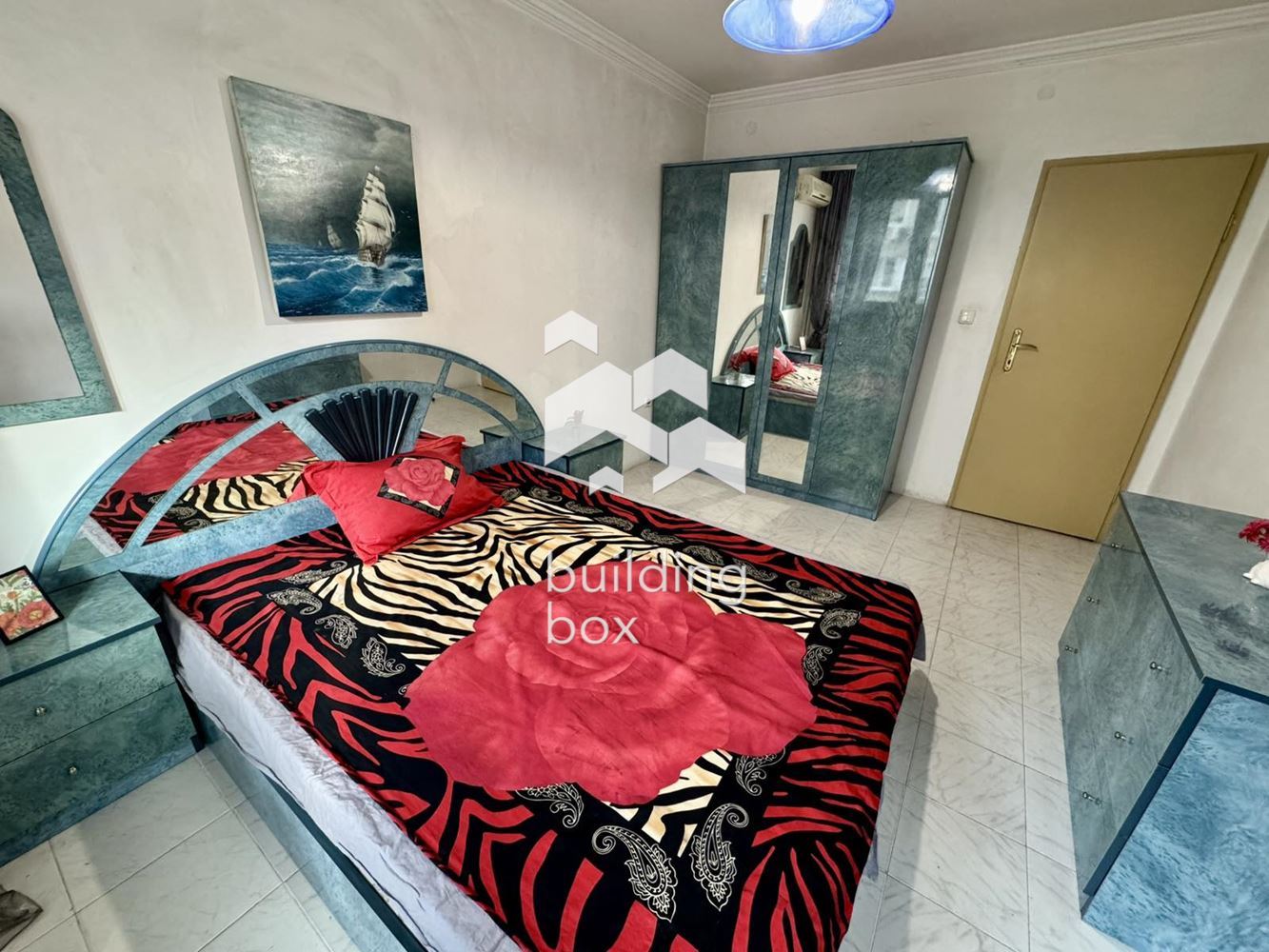 Двустаен апартамент точно до Парадайс мол - 0