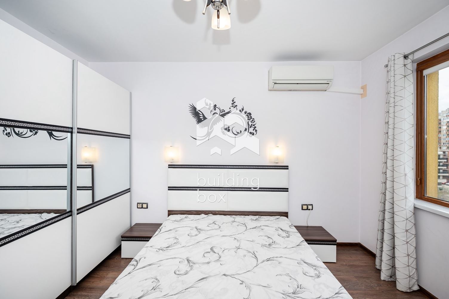 Тристаен обзаведен апартамент с акт 16