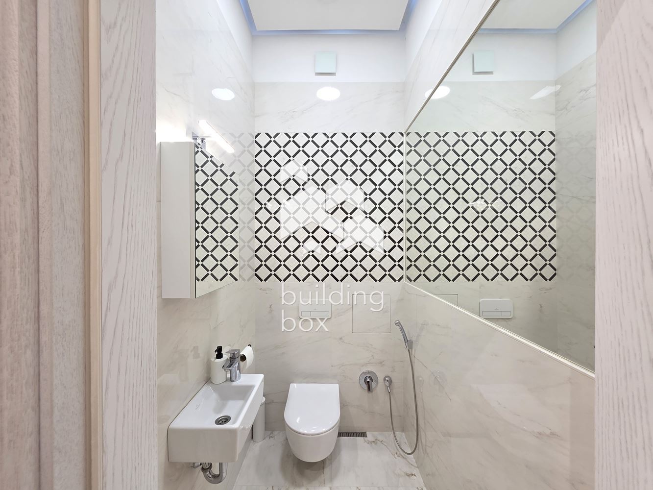 Тристаен апартамент с паркомясто - комплекс "ESTE" - 0