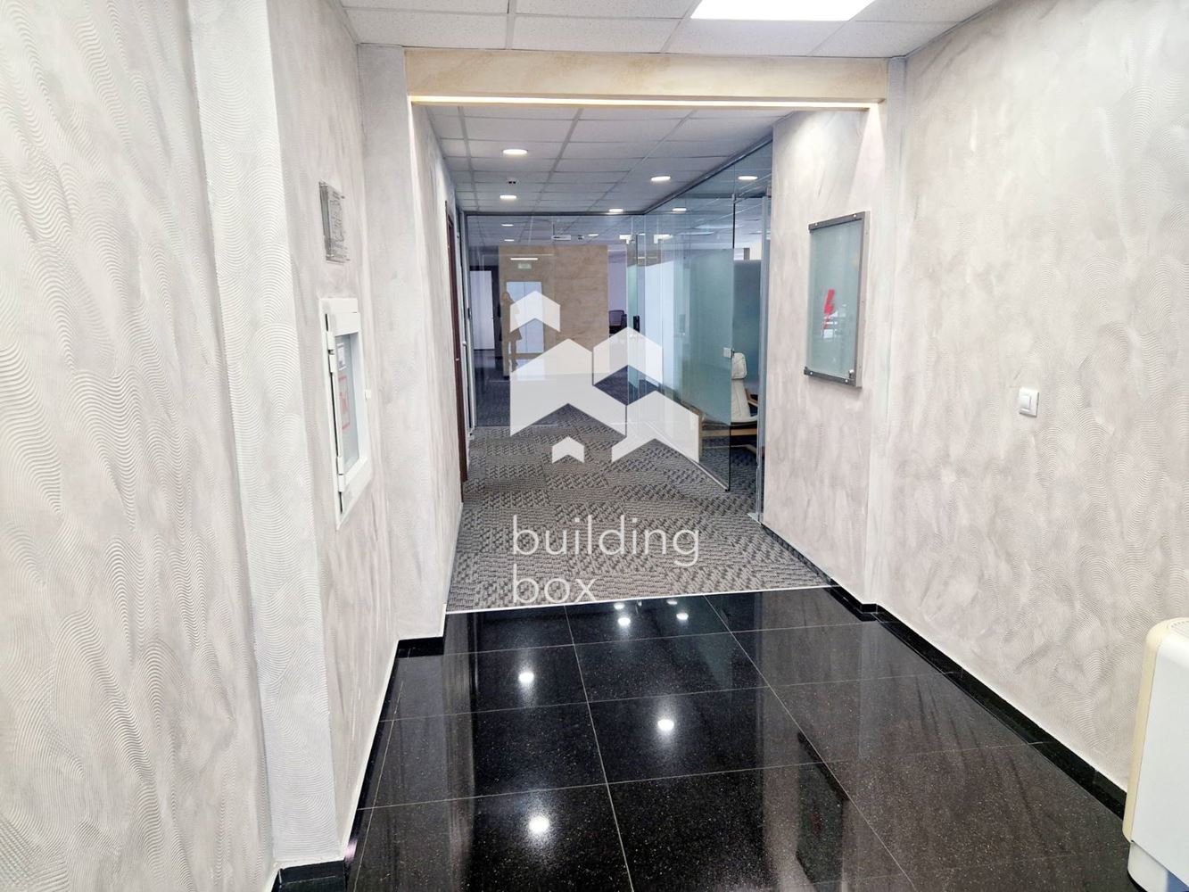 Обзаведен офис в представителна сграда до Борисова градина - 0