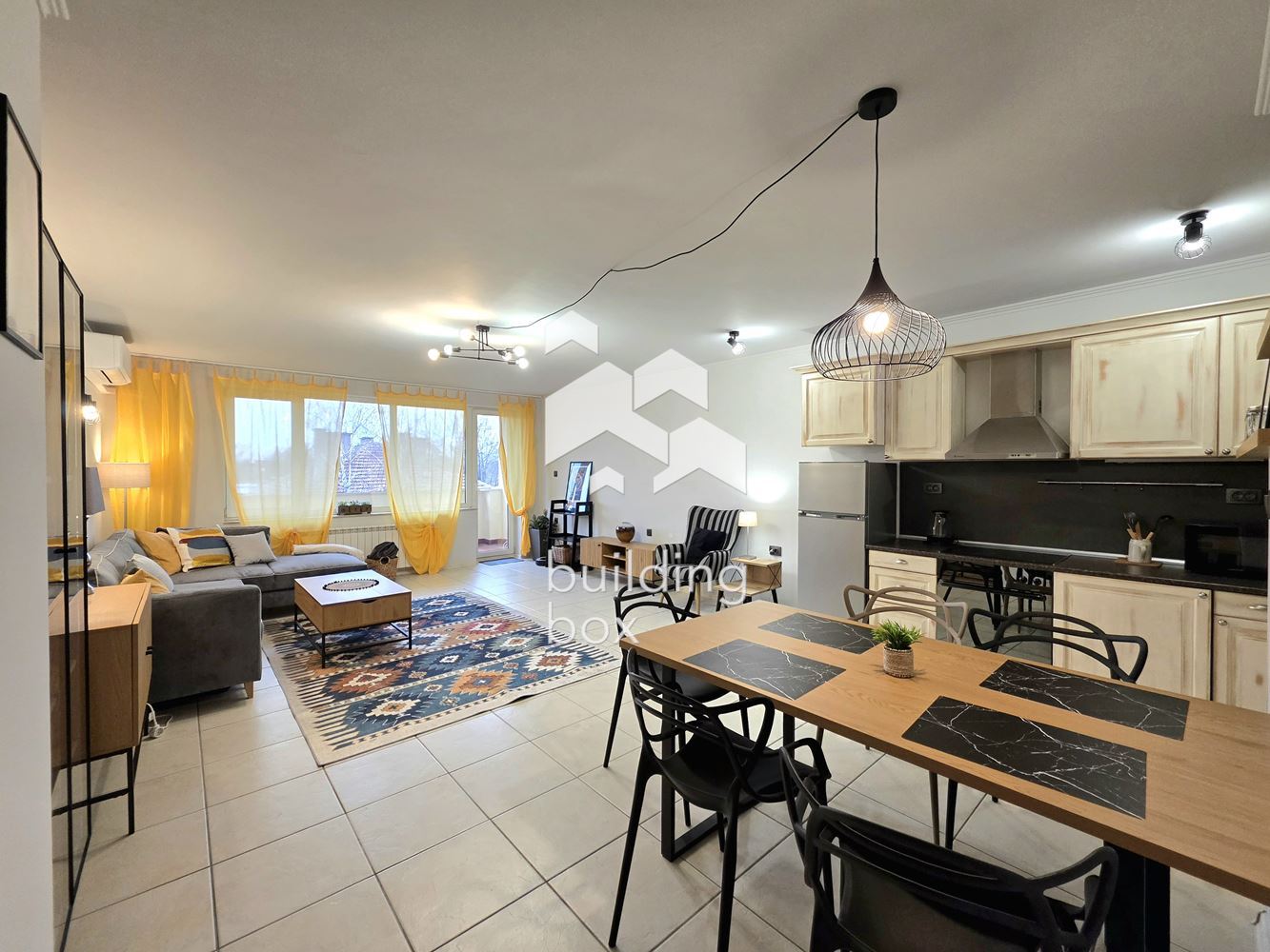 Тристаен апартамент в Лозенец - 0