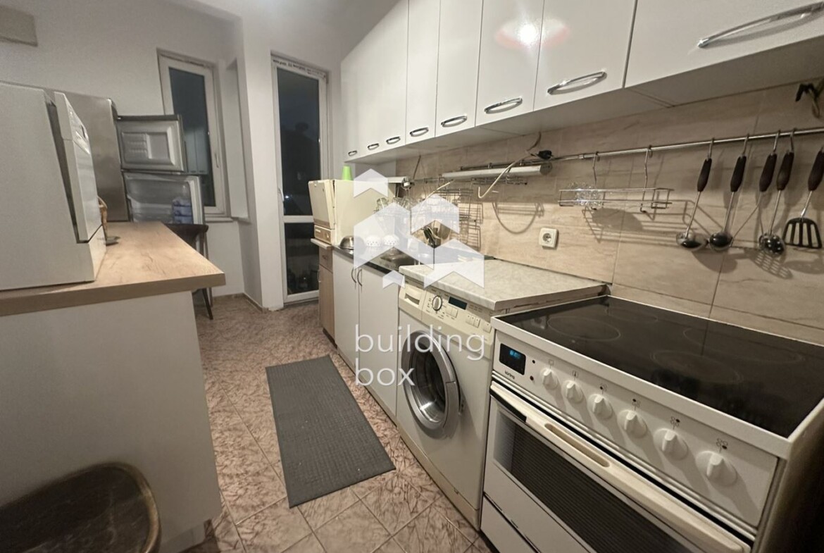 Тристаен апартамент на една от най - престижните локации - 0