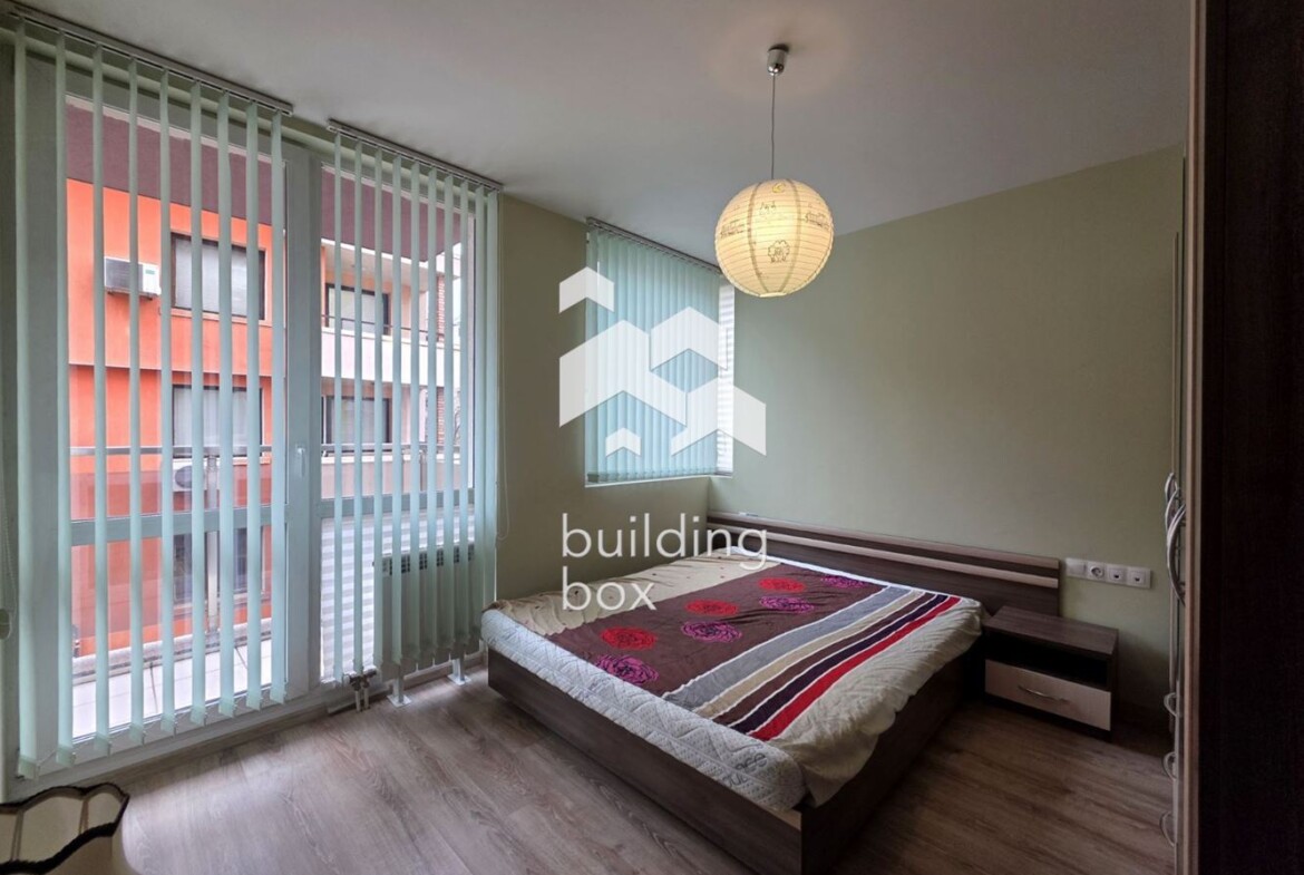 Двустаен апартамент в Гео Милев - 0