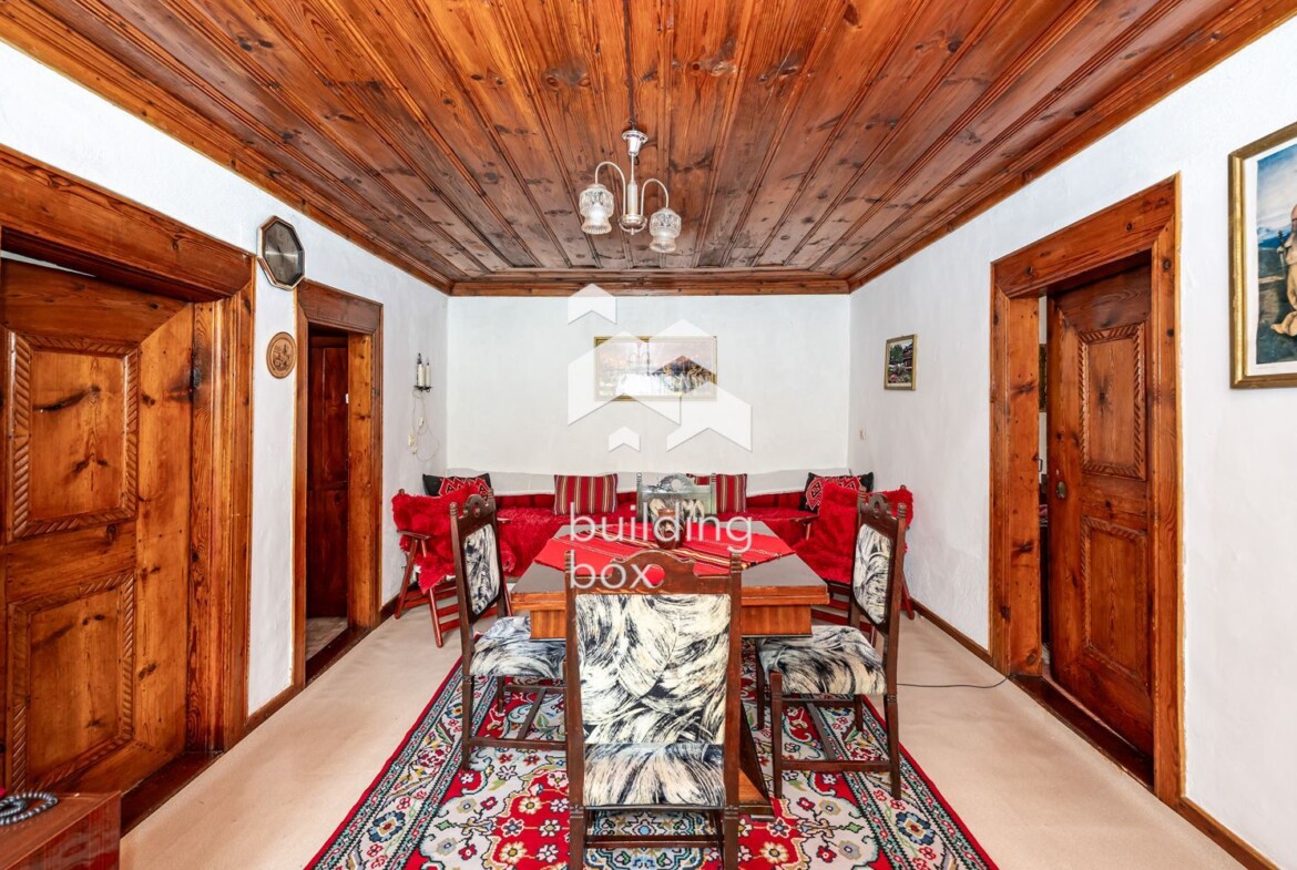 Двуетажна къща - гр. Калофер - 0