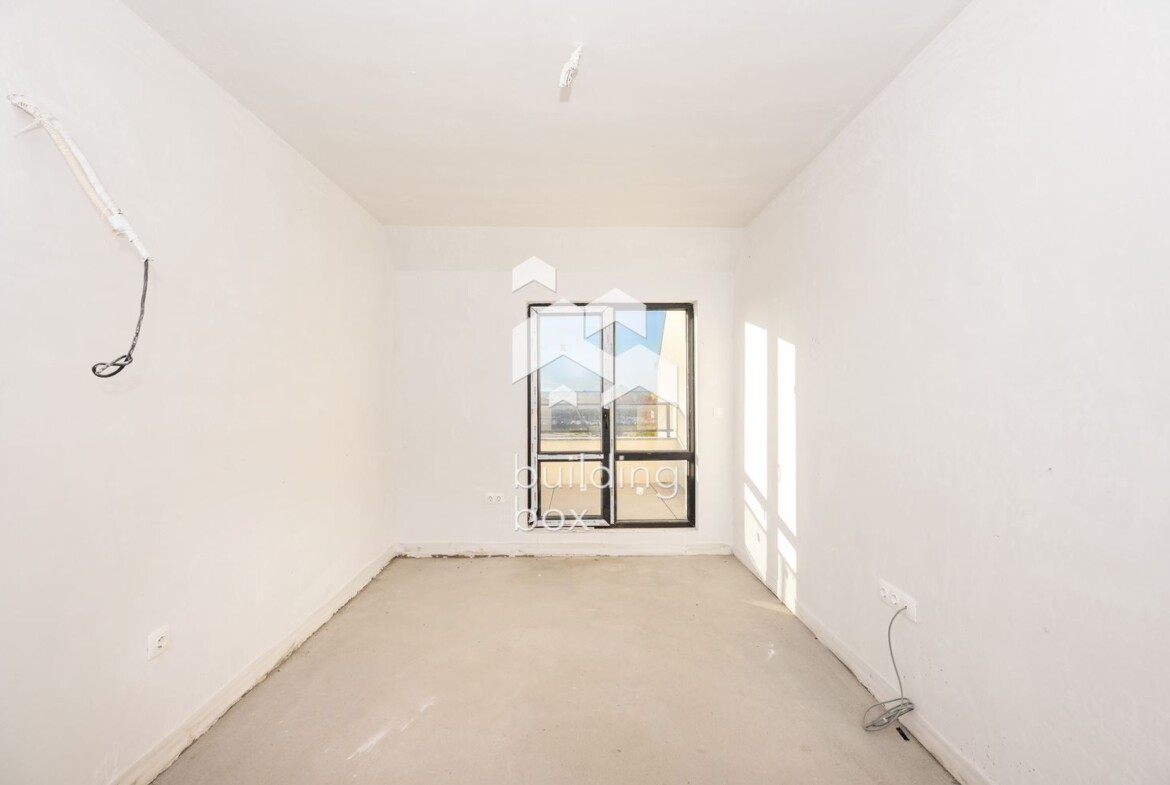 Четиристаен мансарден апартамент в кв. "Христо Смирненски" - 0