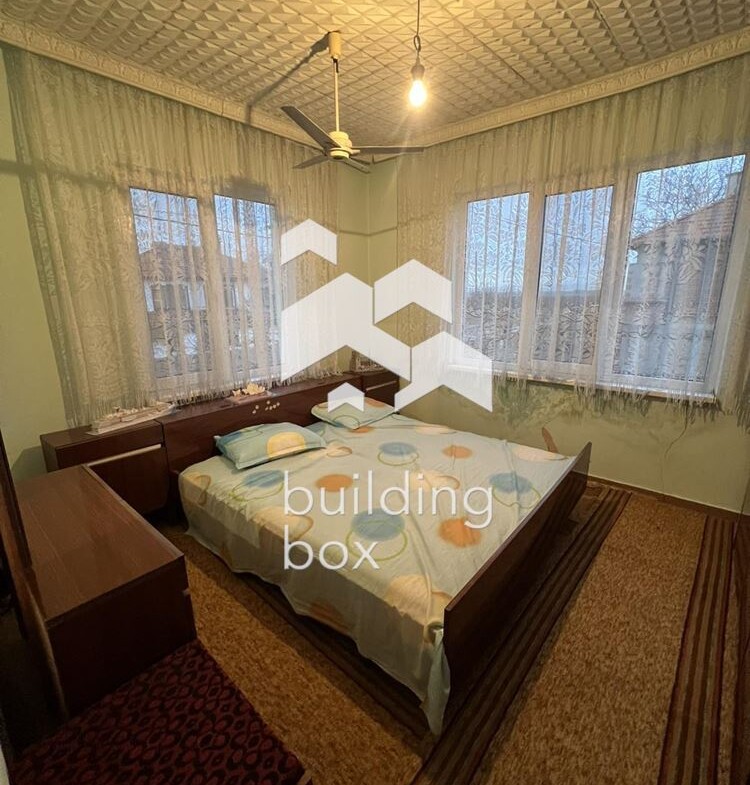 Къща в село Караджово - 0