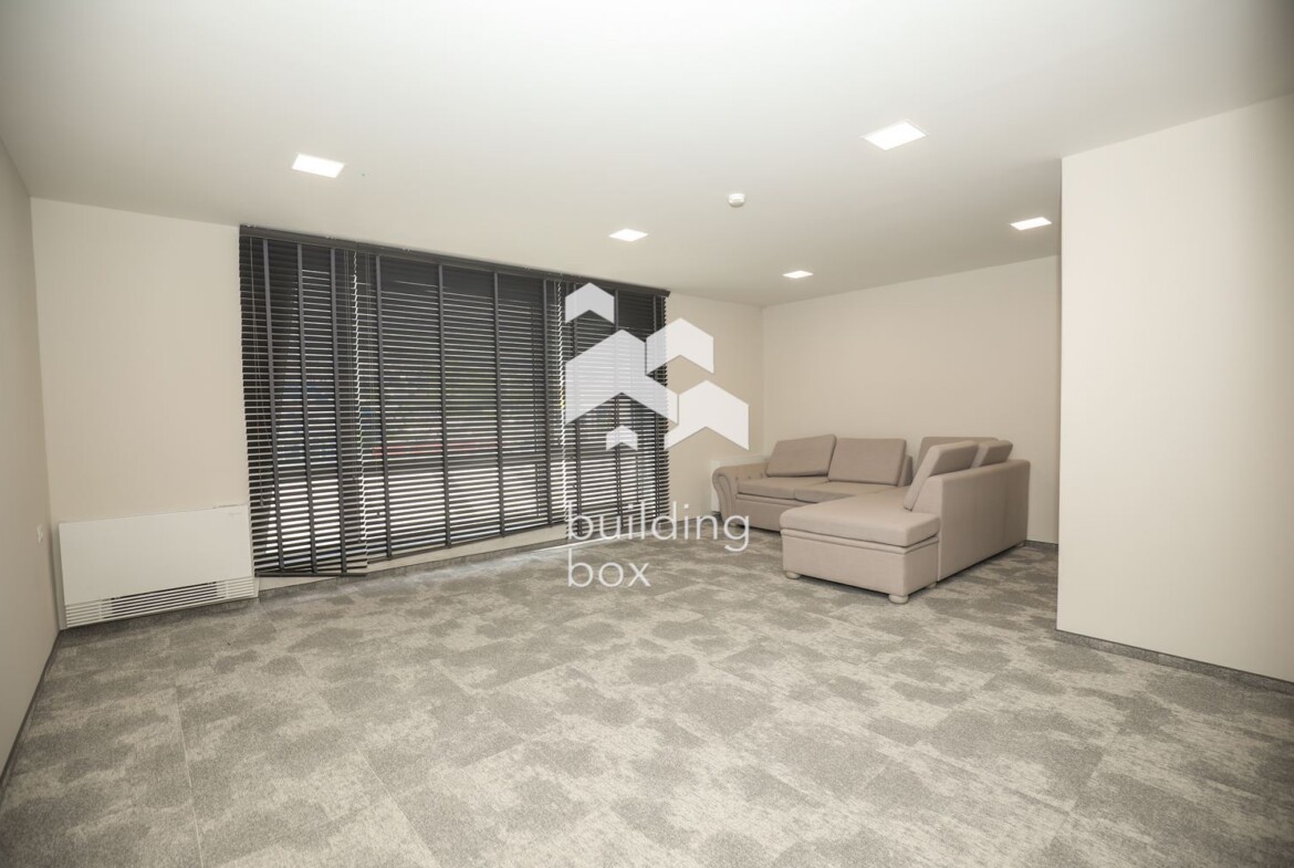 Луксозна Офис Сграда на Околовръстен Път - 0