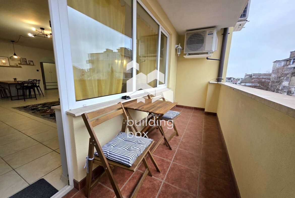 Тристаен апартамент в Лозенец - 0