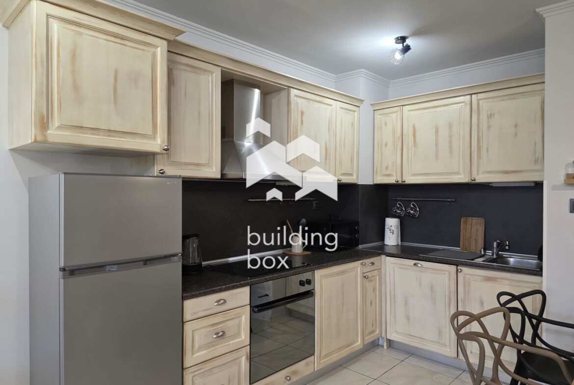 Тристаен апартамент в Лозенец - 0