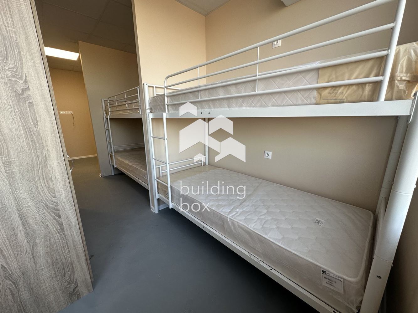 Общежитите за работници - 0