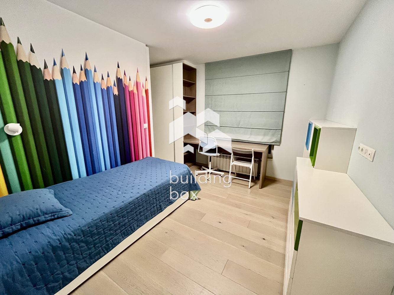 Тристаен, модерно обзаведен апартамент в престижна сграда на ул. Нишава - 0