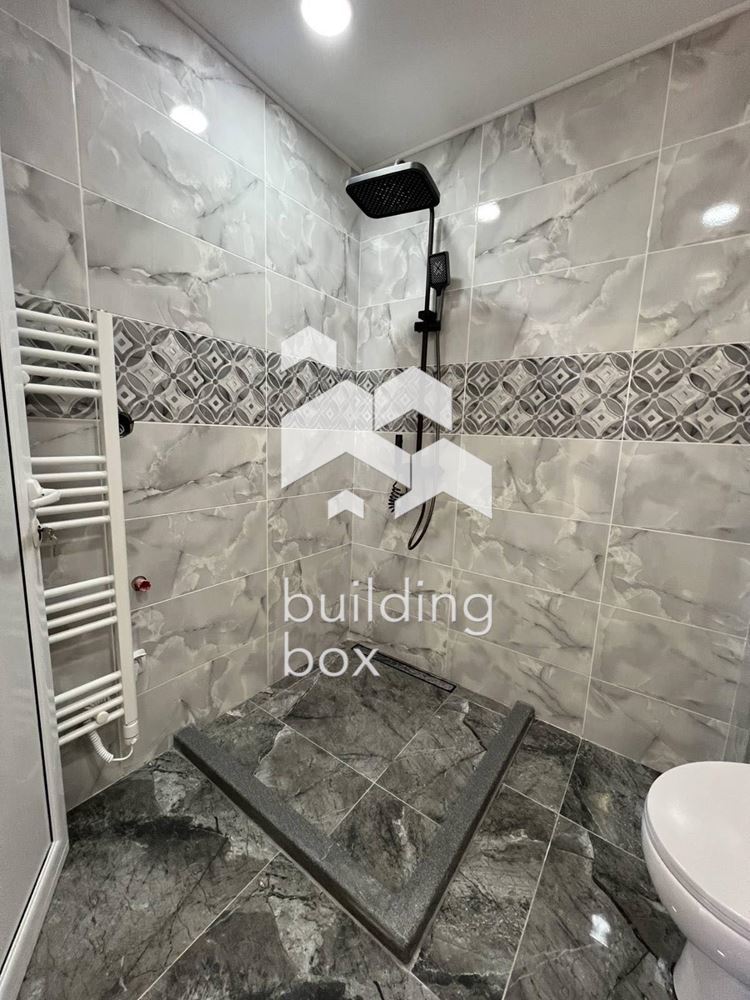 Просторен и светъл тристаен апартамент - гр. Сандански - 0