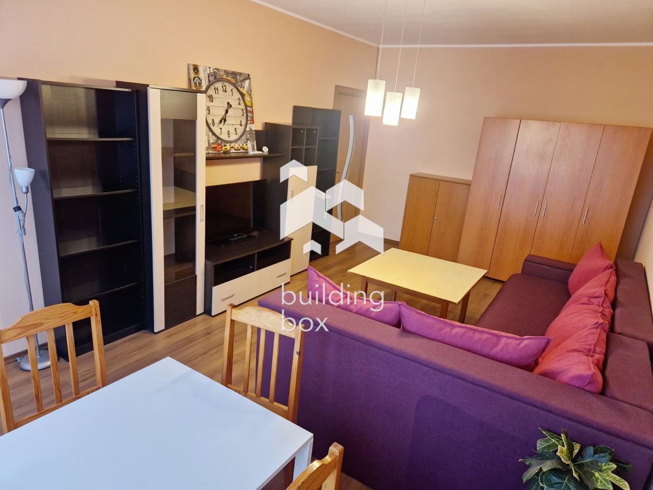 Просторен двустаен апартамент в Младост 1 - 0