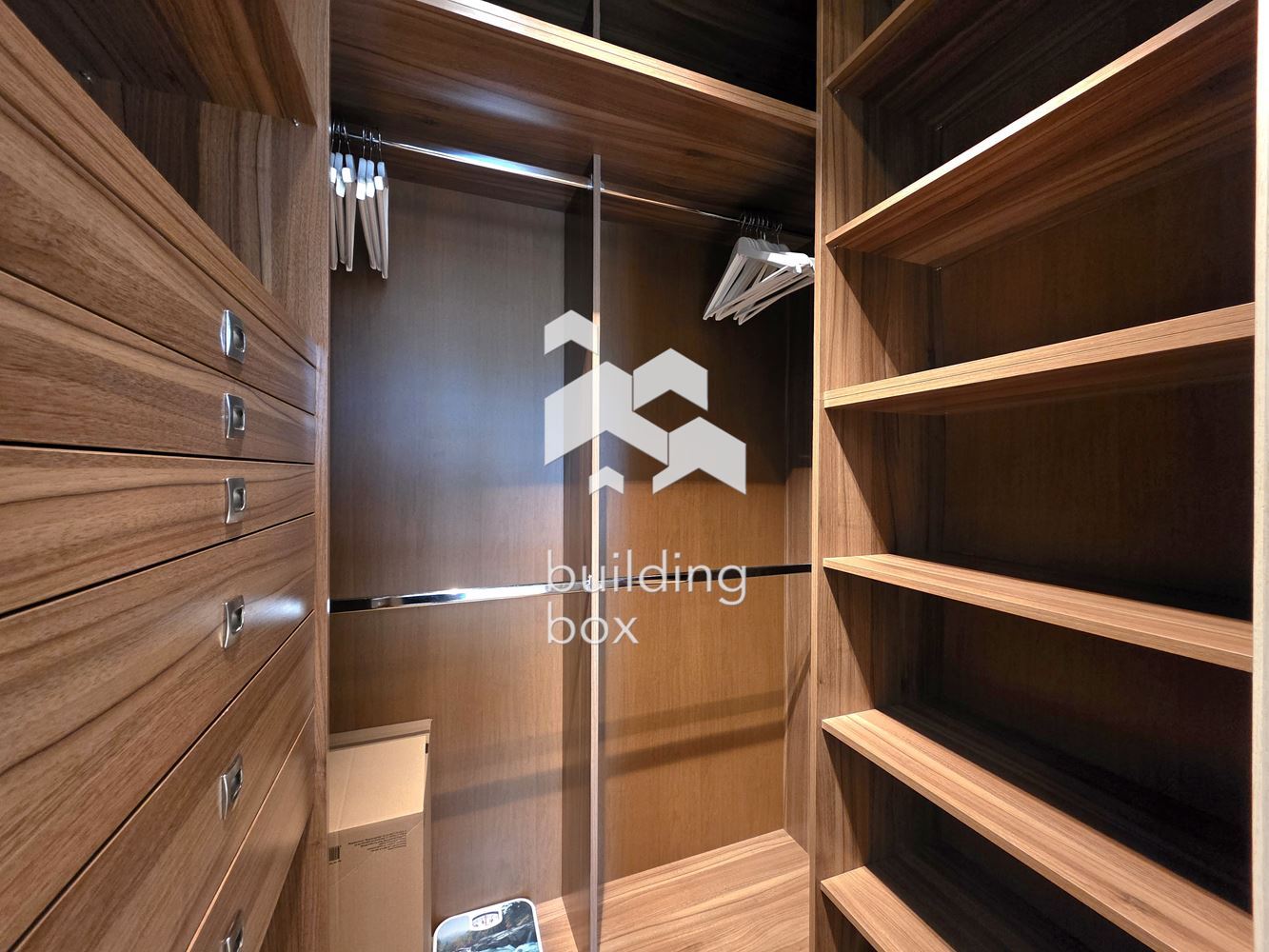 Премиум двустаен апартамент на премиум локация - 0