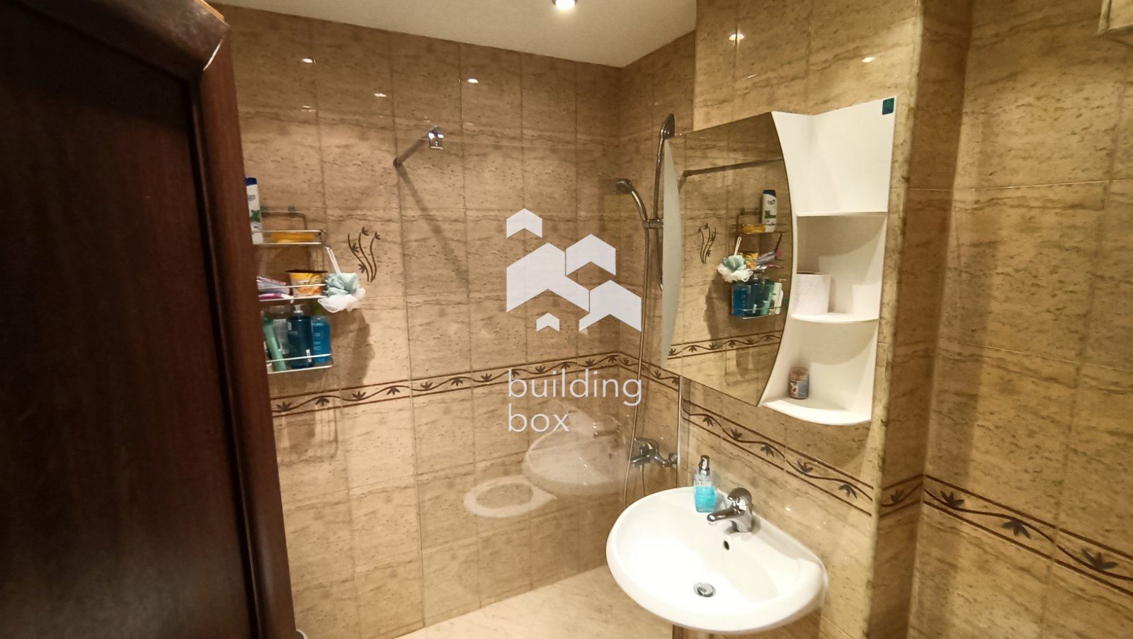 Тристаен апартамент в Люлин 9 - 0