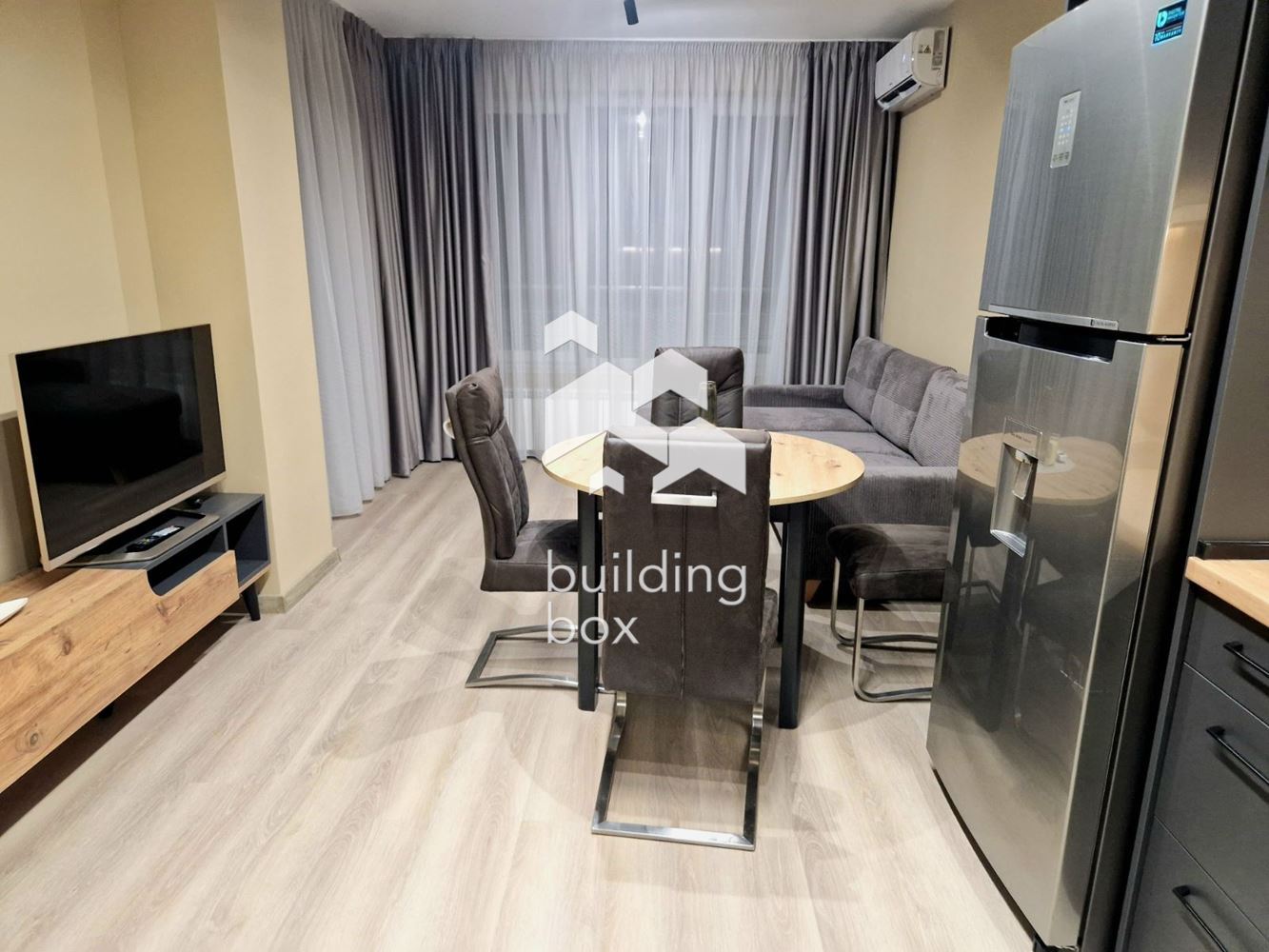 Чисто нов двустаен апартамент в ж.к. Дружба 2 - 0