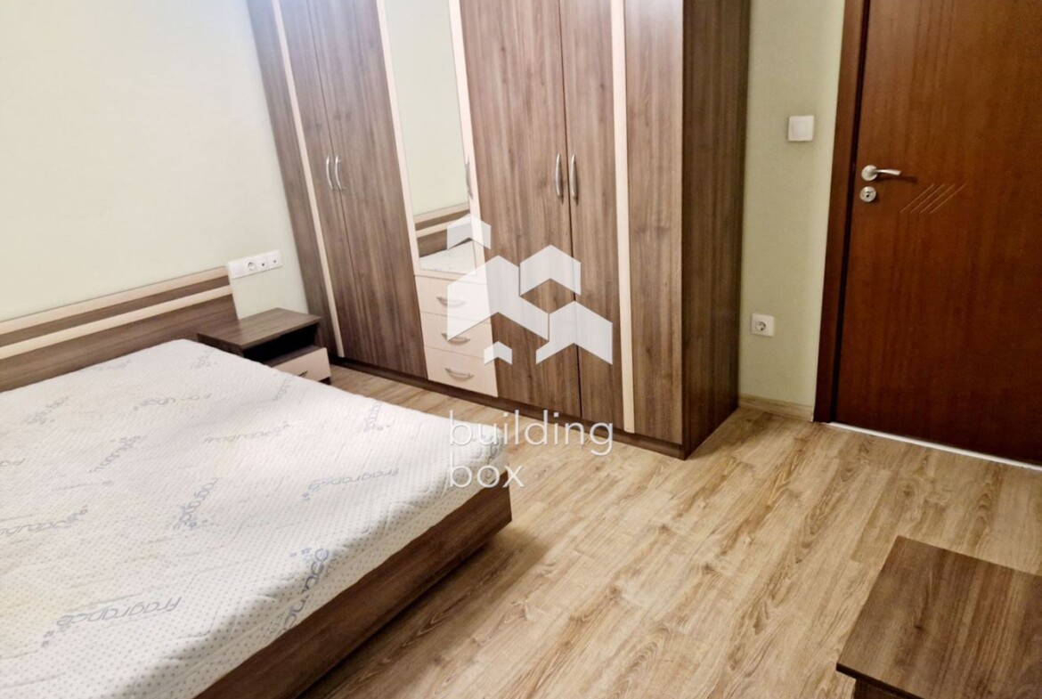 Двустаен апартамент в Гео Милев - 0