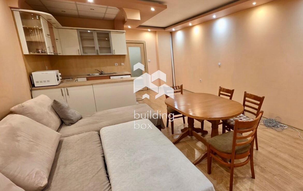 Тристаен апартамент под наем в Дружба 2 - 0