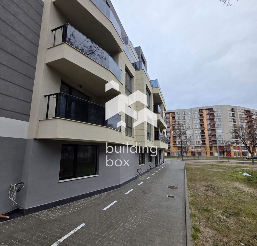 Двустаен апартамент с АКТ16 в комплекс "Нептун Парк" - 0