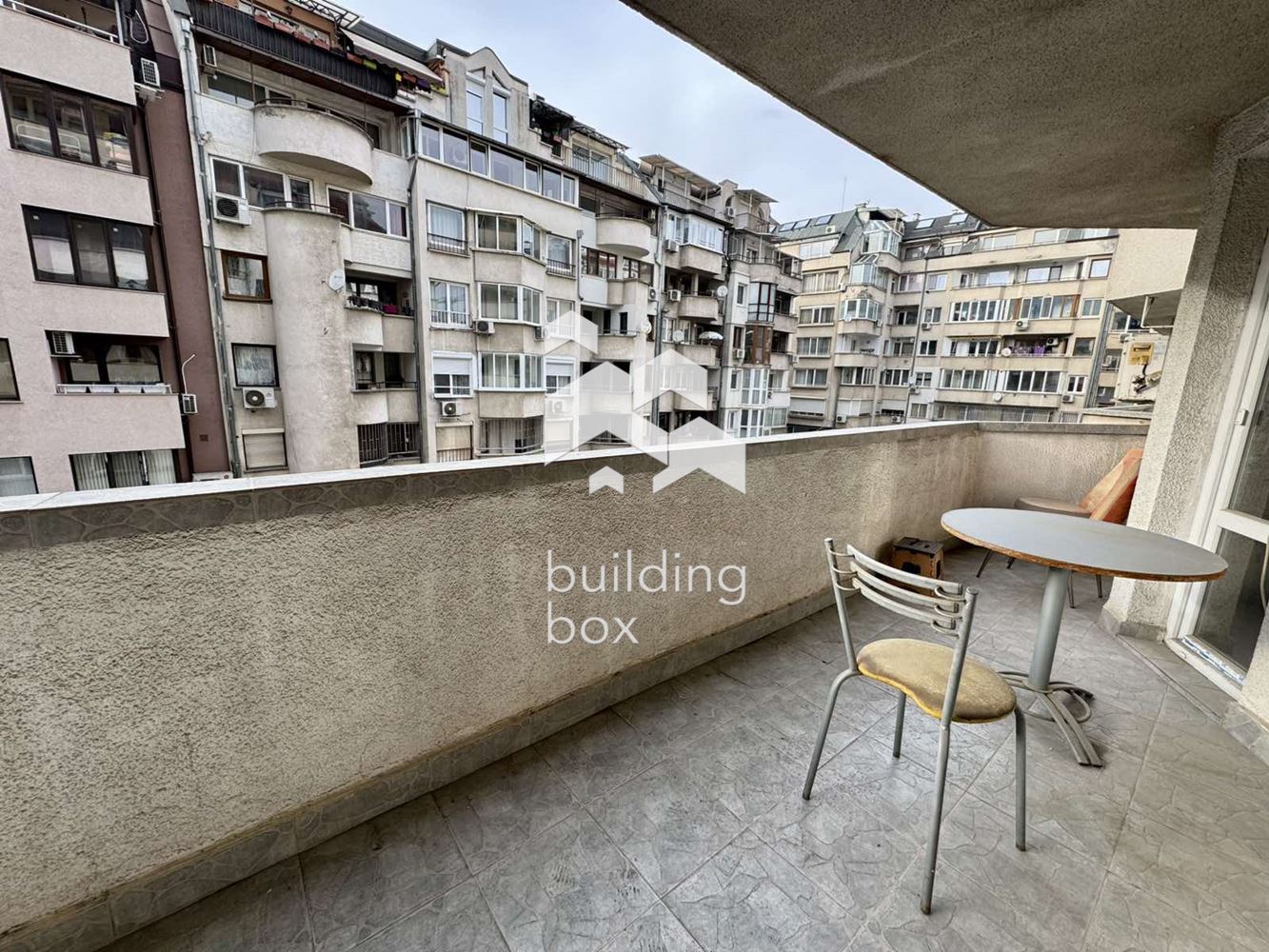 Двустаен апартамент точно до Парадайс мол - 0