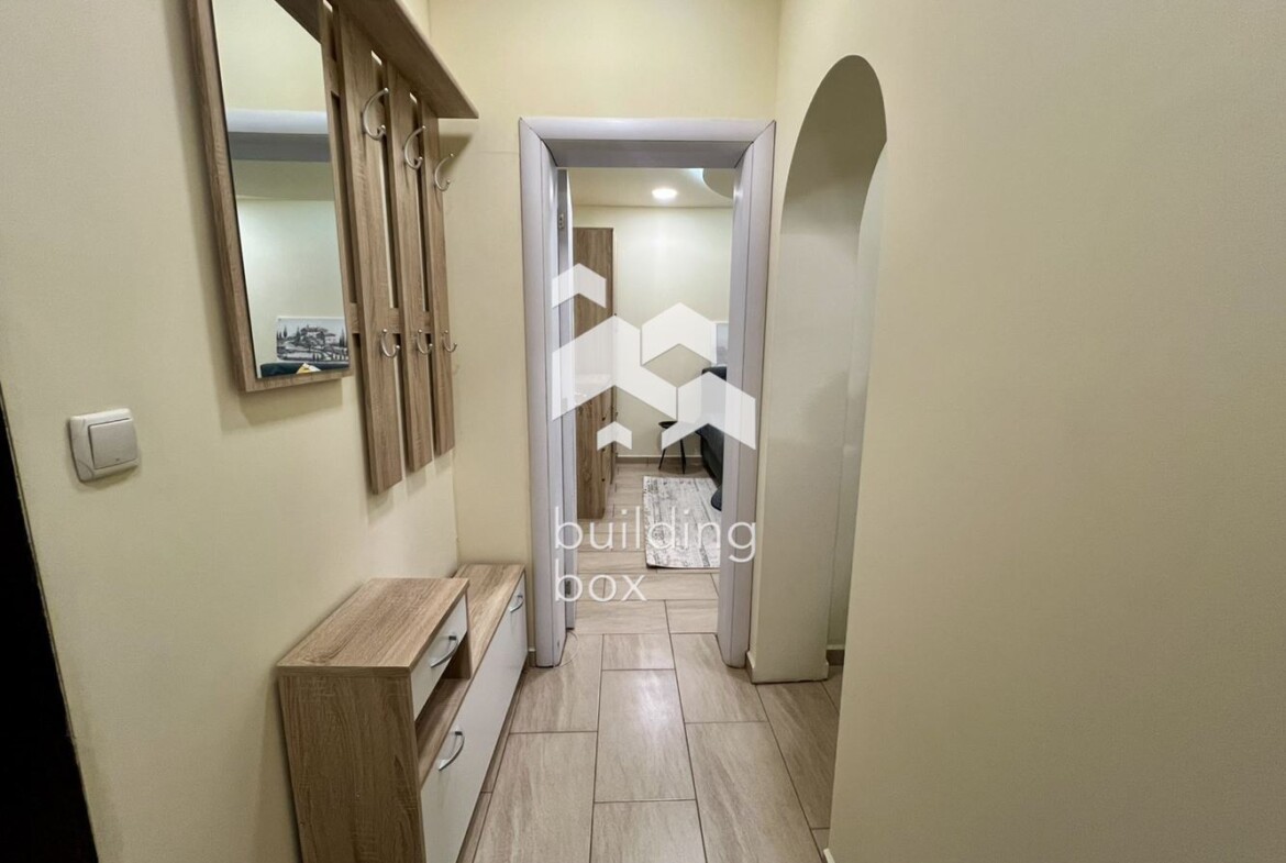 Едностаен апартамент в Оборище - 0