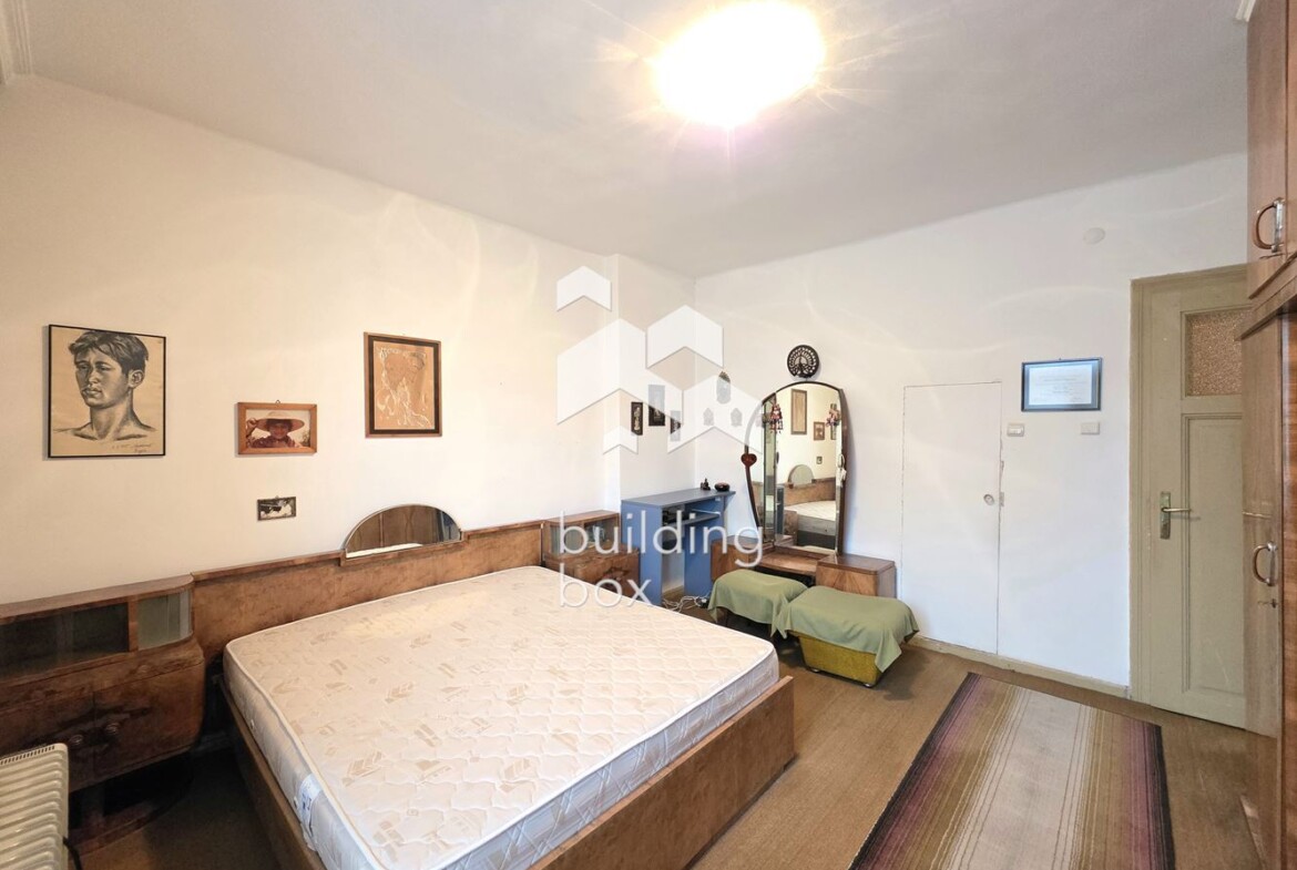 Тристаен апартамент в сърцето на столицата - ул. „Уилям Гладстон“, до бул. „Витоша“ - 0