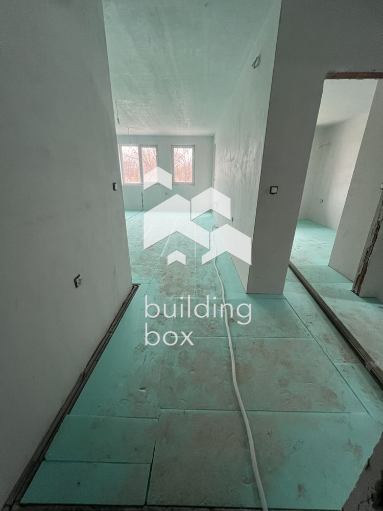 Двустаен апартамент с веранда - 0