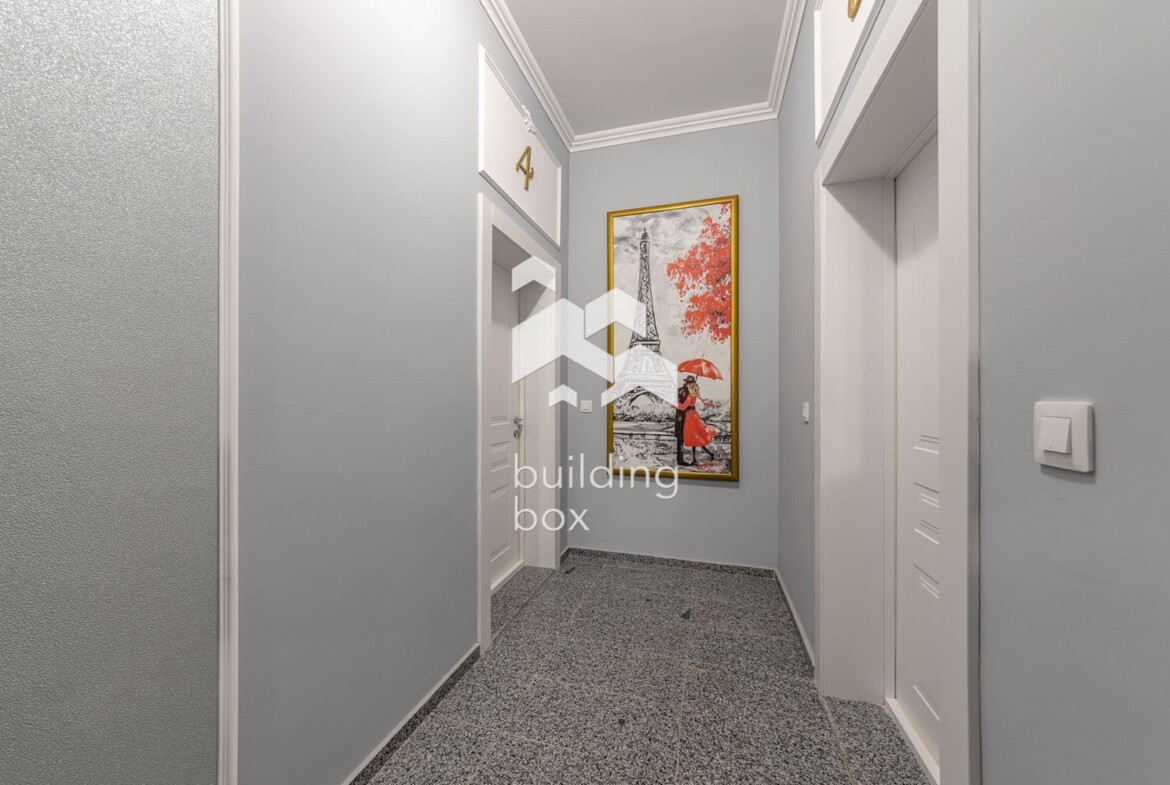 Бутиков тристаен апартамент в град Варна - 0