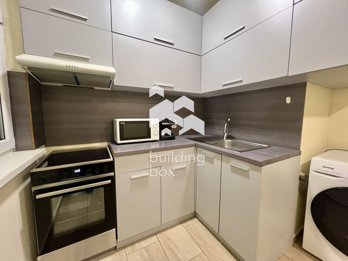 Едностаен апартамент в Оборище - 0