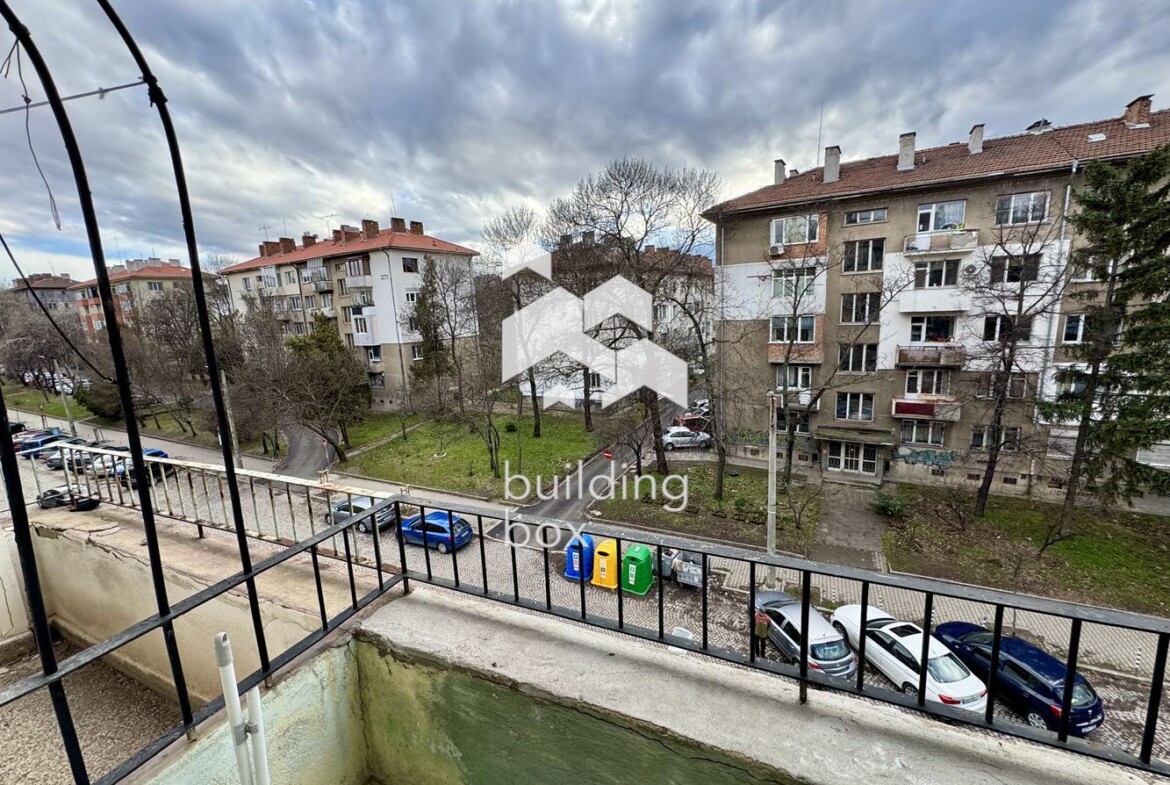 Уютен дизайнерски двустаен апартамент в кв. Яворов - 0