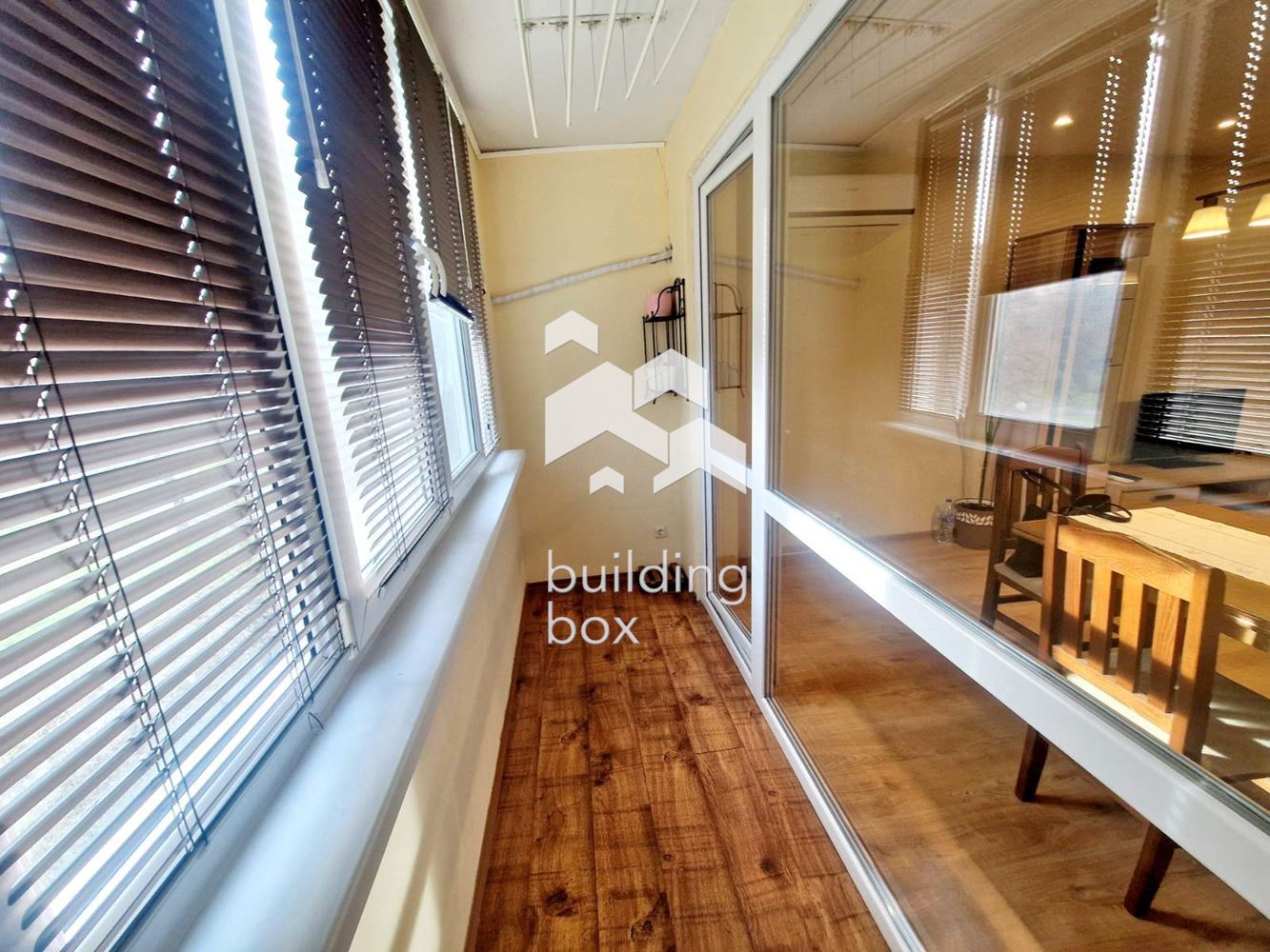 Уютен тристаен апартамент в кв. "Младост 2". - 0