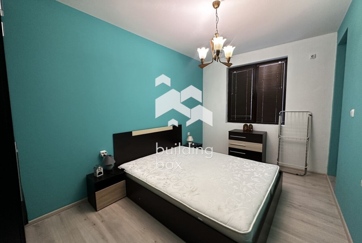 Двустаен апартамент под наем - 0